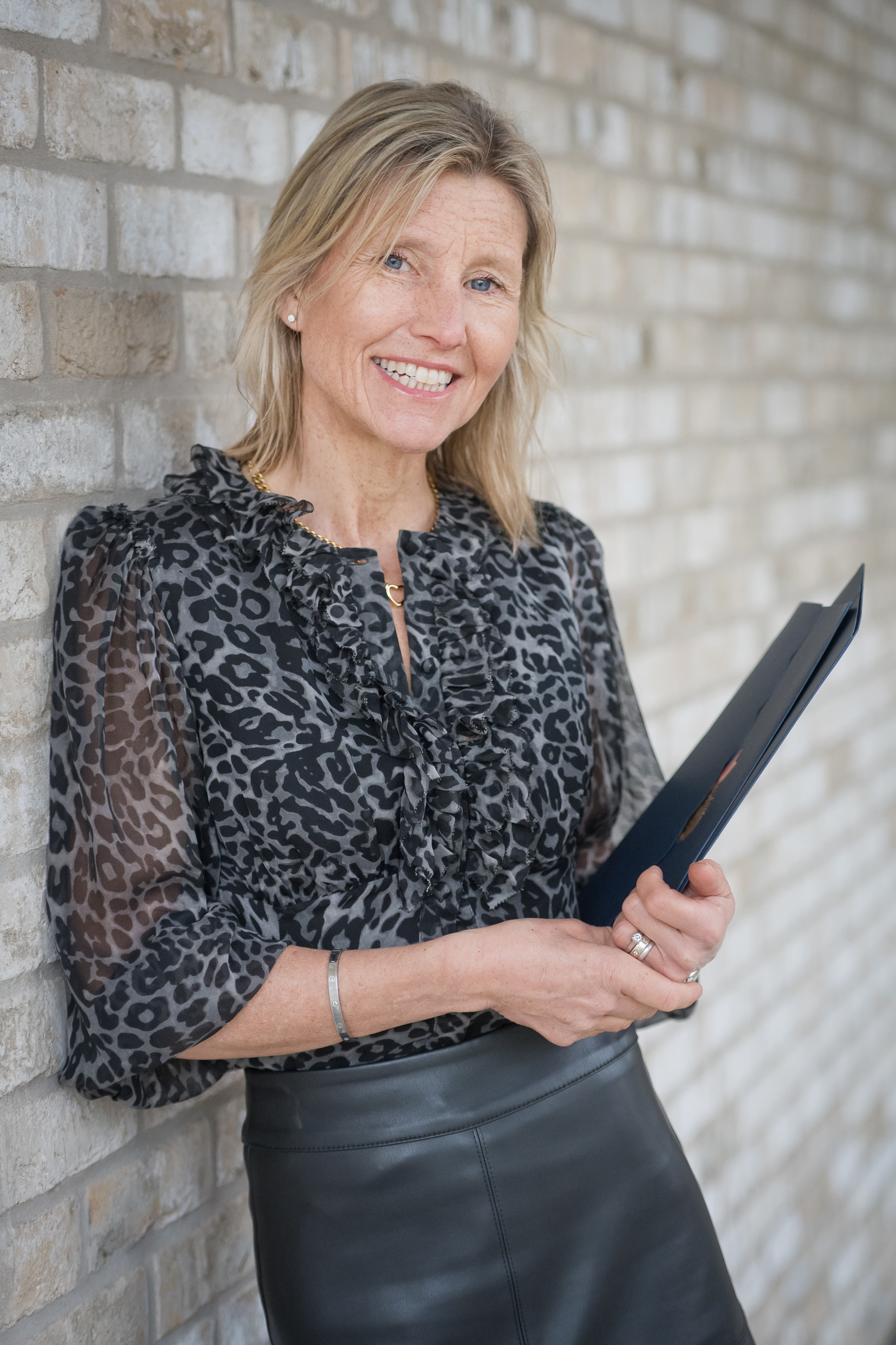 Jane Wingfield, Celebrant